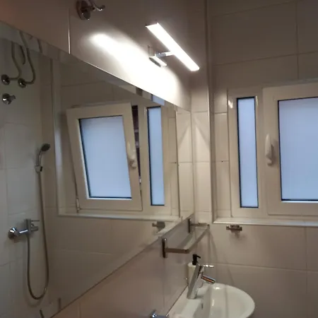 Apartment Adagio 7 *