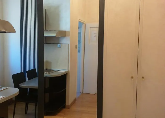 Adagio 7 アパート *