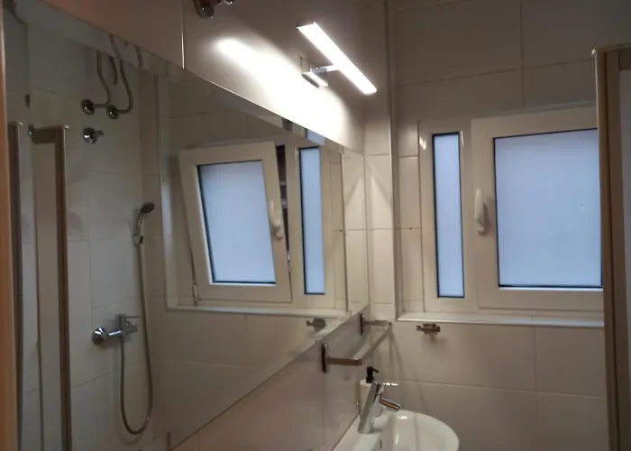 アパート Adagio 7 *