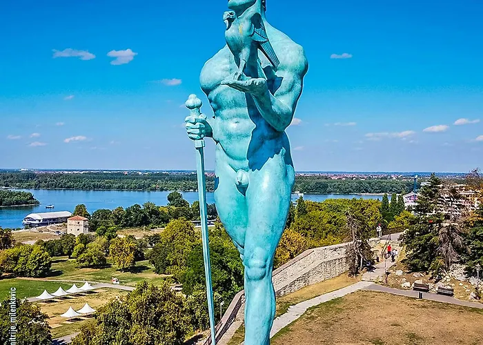 Adagio 7 アパート